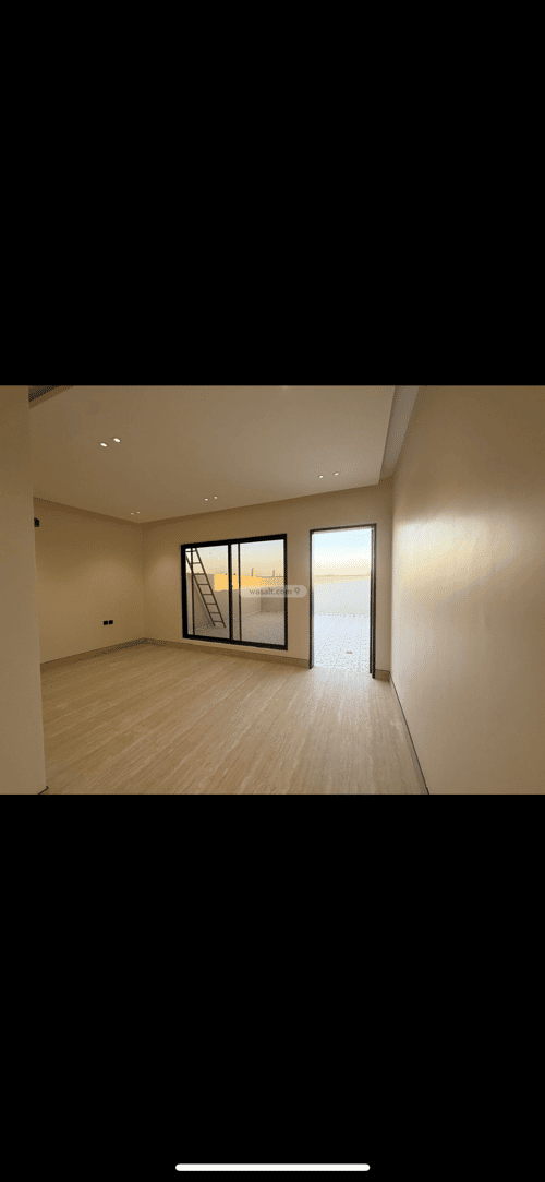 5 bedroom villa in Al Mahdiyyah 2