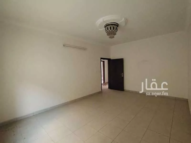 400 sqm building in King Fahd 3