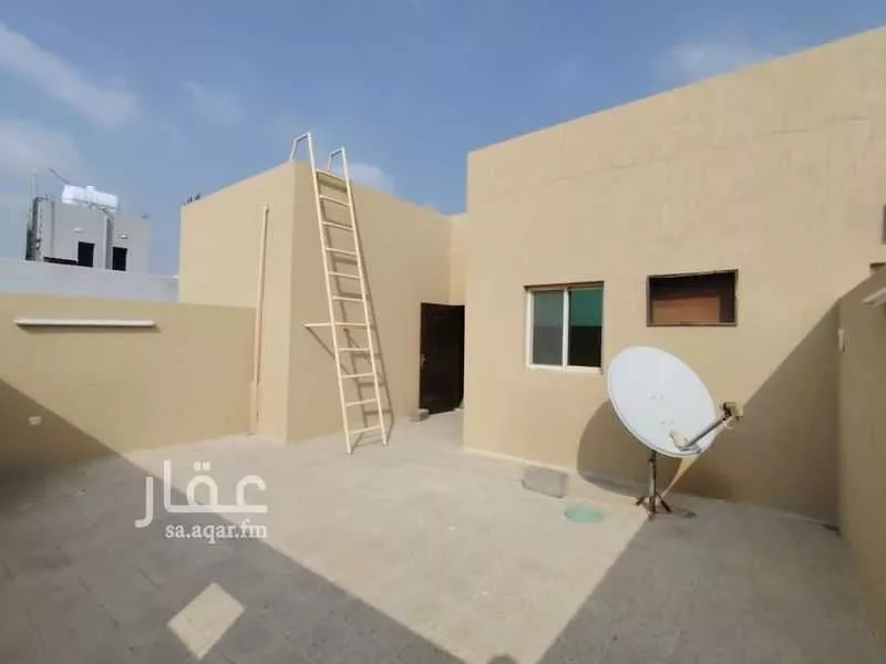 400 sqm building in King Fahd 6