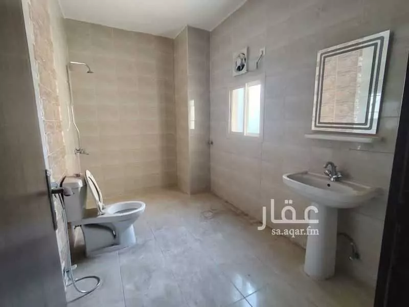 400 sqm building in King Fahd 8