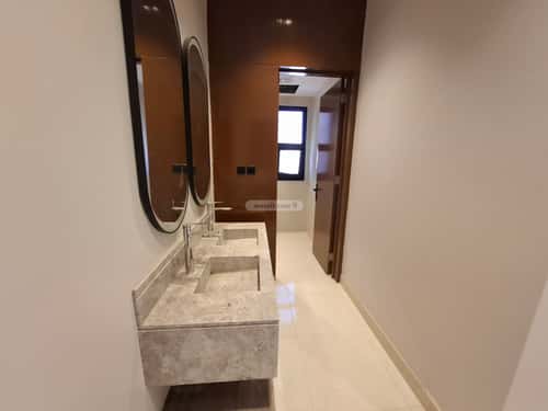 4 bedroom floor in Ishbiliyah 5