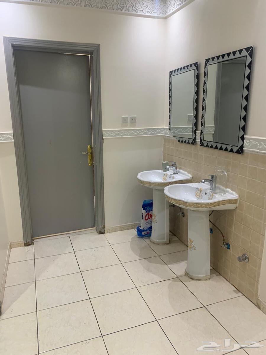 شقة 4 غرف في الرمال 3