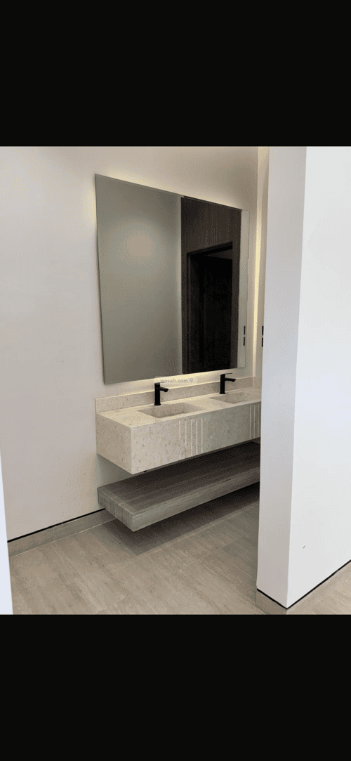 6 bedroom villa in Al Mahdiyyah 3