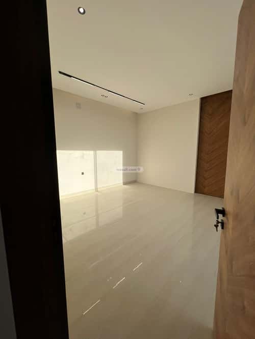 5 bedroom villa in Al Mahdiyyah 19