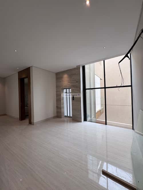 6 bedroom villa in Al Mahdiyyah 5