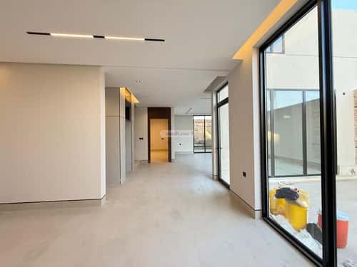 6 bedroom villa in Al Mahdiyyah 3