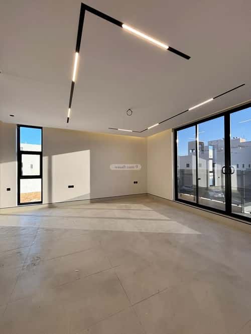 6 bedroom villa in Al Mahdiyyah 4