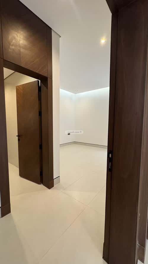 6 bedroom villa in Al Mahdiyyah 3