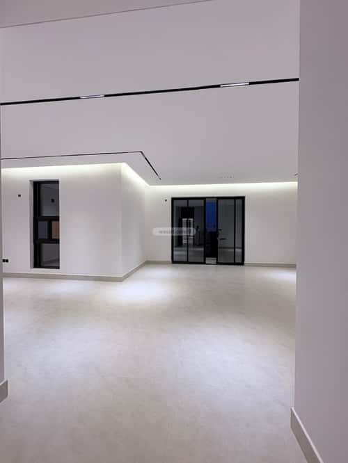 5 bedroom villa in Al Mahdiyyah 3