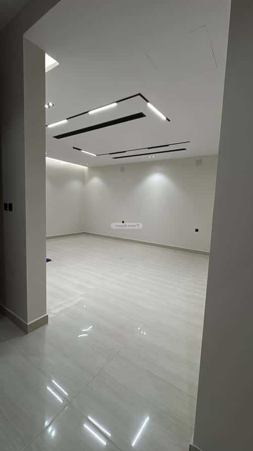 5 bedroom villa in Al Mahdiyyah 10