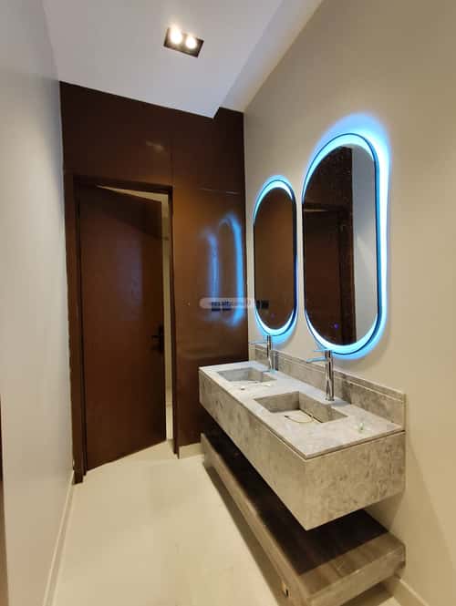 4 bedroom floor in Ishbiliyah 7