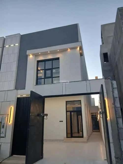 5 bedroom floor in Al Janadriyah 4