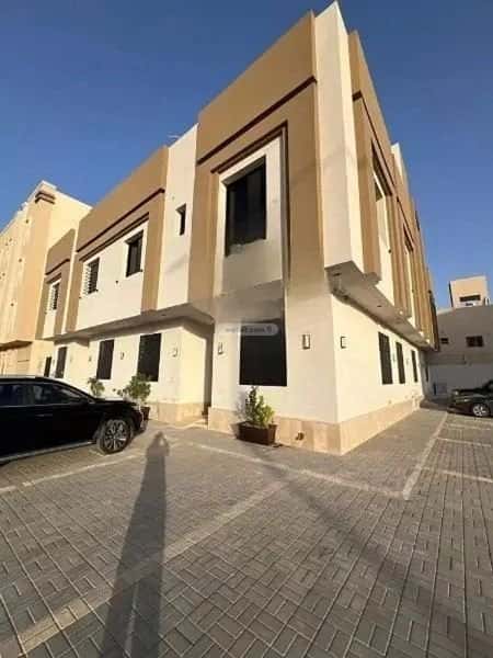 5 bedroom villa in Dhahrat Laban 3