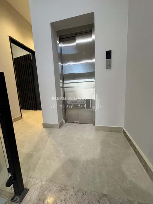 4 bedroom floor in Qurtubah 1