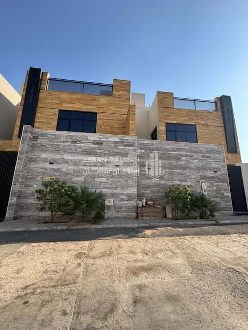 4 bedroom floor in Qurtubah 3