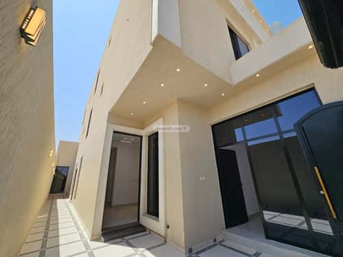 4 bedroom floor in Al Maizilah 1