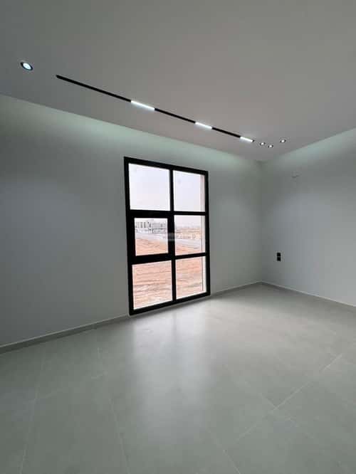 5 bedroom villa in Al Mahdiyyah 1