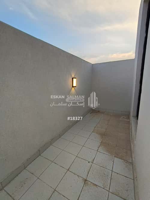 4 bedroom apartment in Al Janadriyah 5