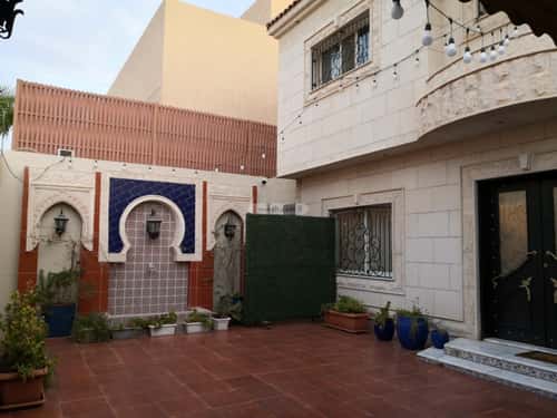6 bedroom villa in Al Rabie 1