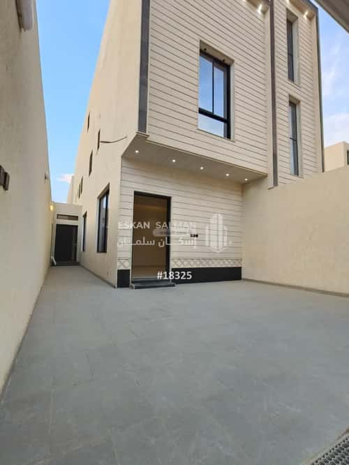 5 bedroom floor in Al Janadriyah 5