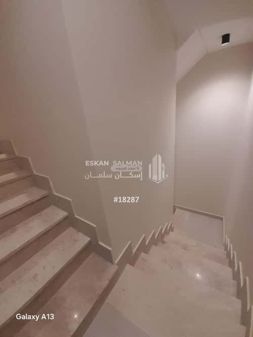 فيلا 7 غرف في النظيم 9