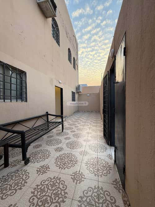 فيلا 10 غرف في السعادة 5