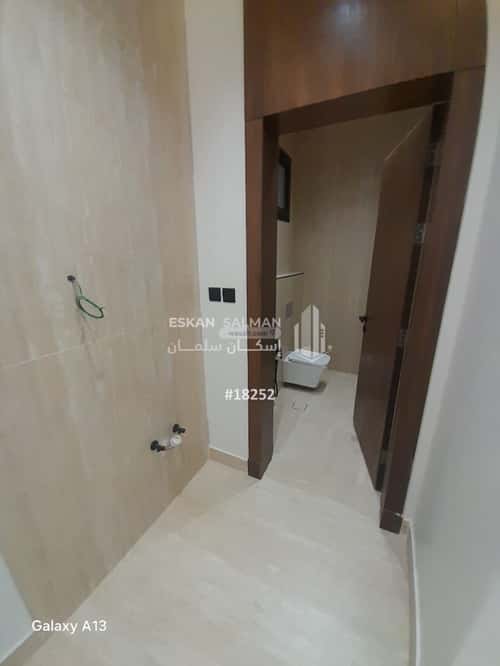 5 bedroom floor in Qurtubah 5