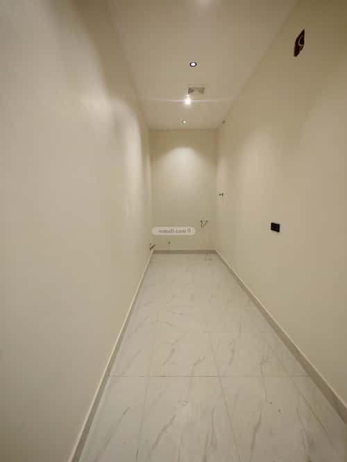 5 bedroom floor in Al Qadisiyah 1