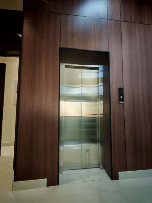 5 bedroom floor in Al Qadisiyah 2