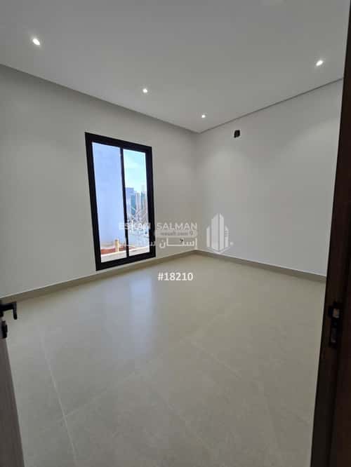 5 bedroom floor in Al Maizilah 4