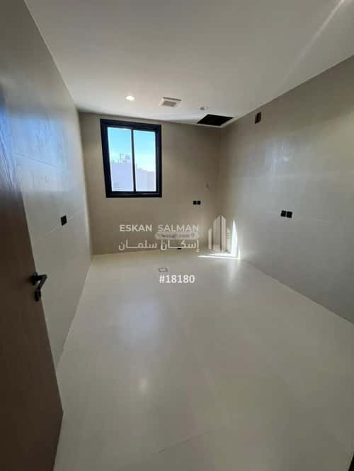 5 bedroom floor in Al Maizilah 2