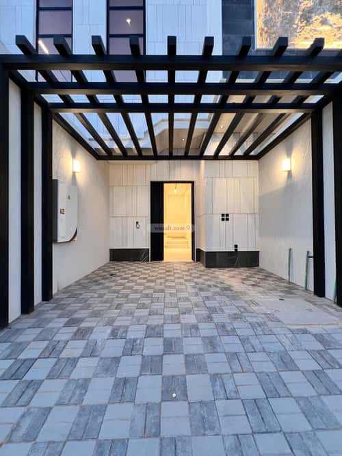 دور 4 غرف في العارض 4