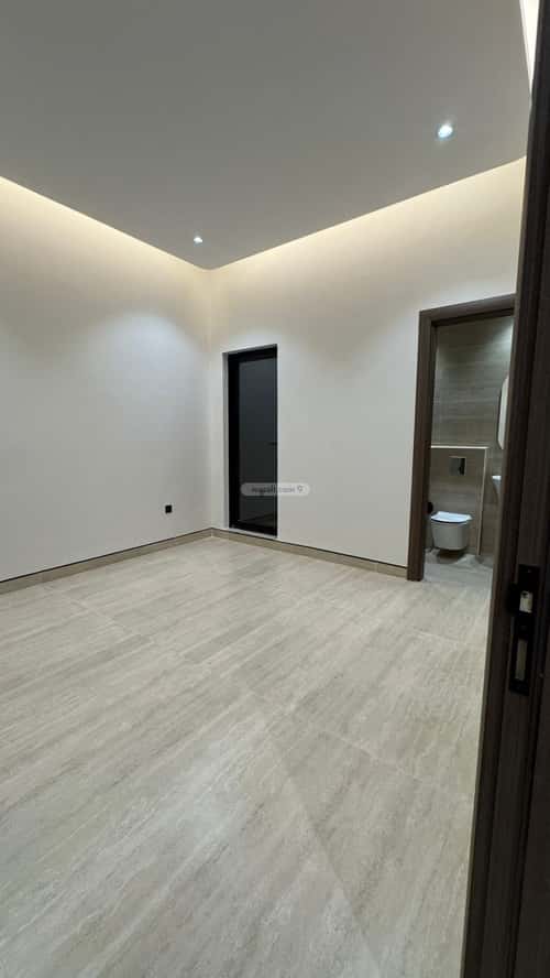 6 bedroom villa in Al Mahdiyyah 11