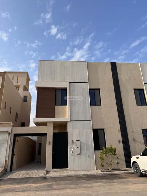 5 bedroom villa in Al Mahdiyyah 2