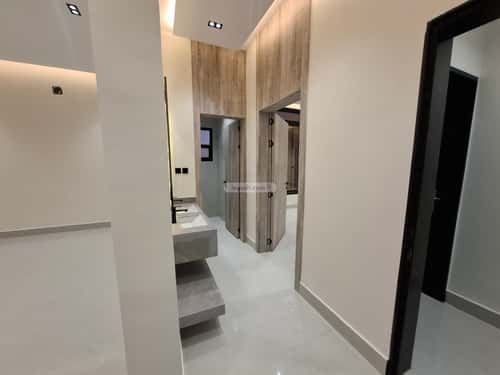 4 bedroom floor in Al Maizilah 1