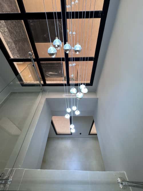 5 bedroom villa in Al Mahdiyyah 1