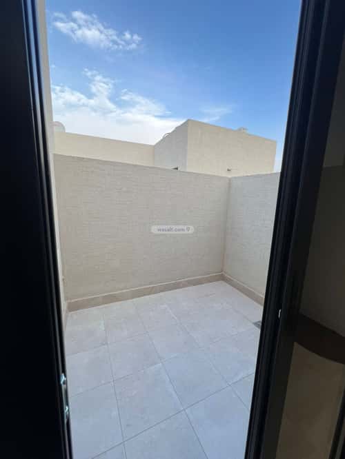 5 bedroom villa in Al Mahdiyyah 4