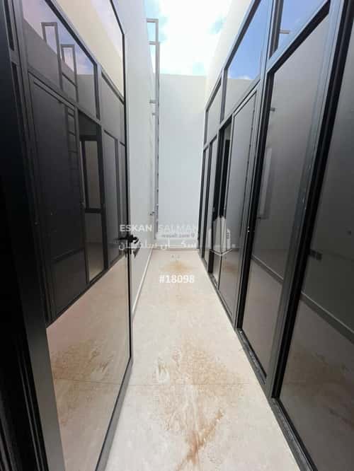 8 bedroom villa in Al Rimal 4