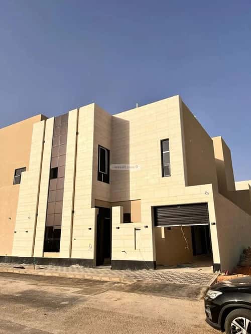 6 bedroom villa in Al Mahdiyyah 3