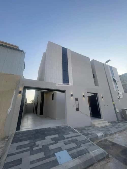 9 bedroom villa in Dhahrat Al Badiah, Riyadh 9