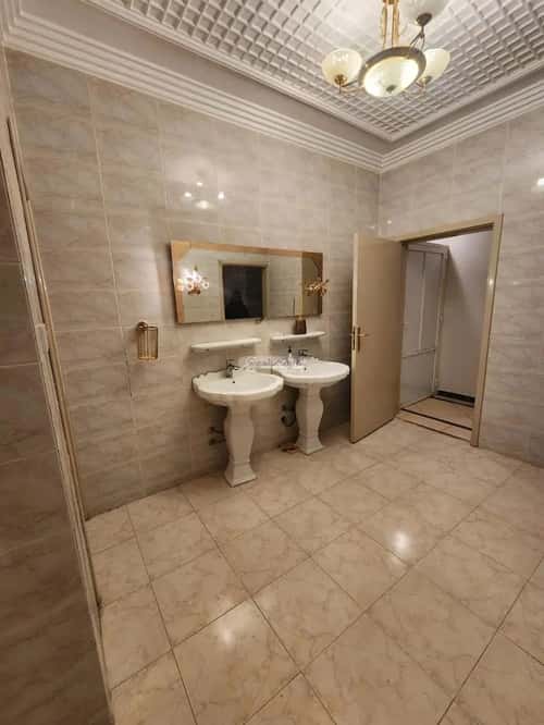 9 bedroom villa in As Suwaidi 1