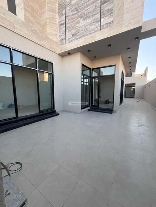 4 bedroom villa in Al Mahdiyyah 3