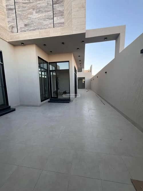 4 bedroom villa in Al Mahdiyyah 11