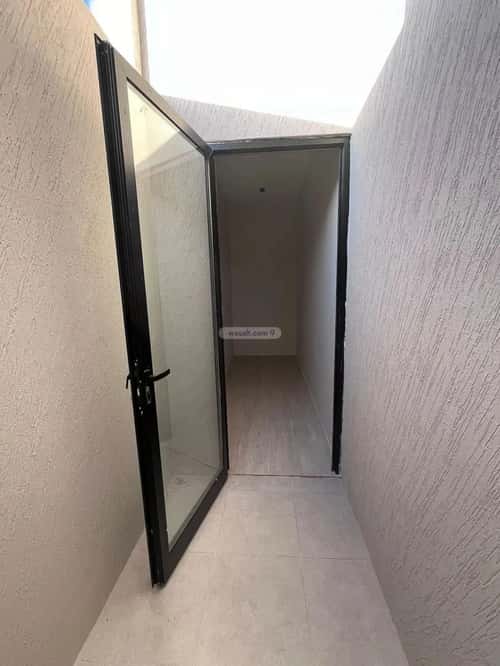 4 bedroom villa in Al Mahdiyyah 7