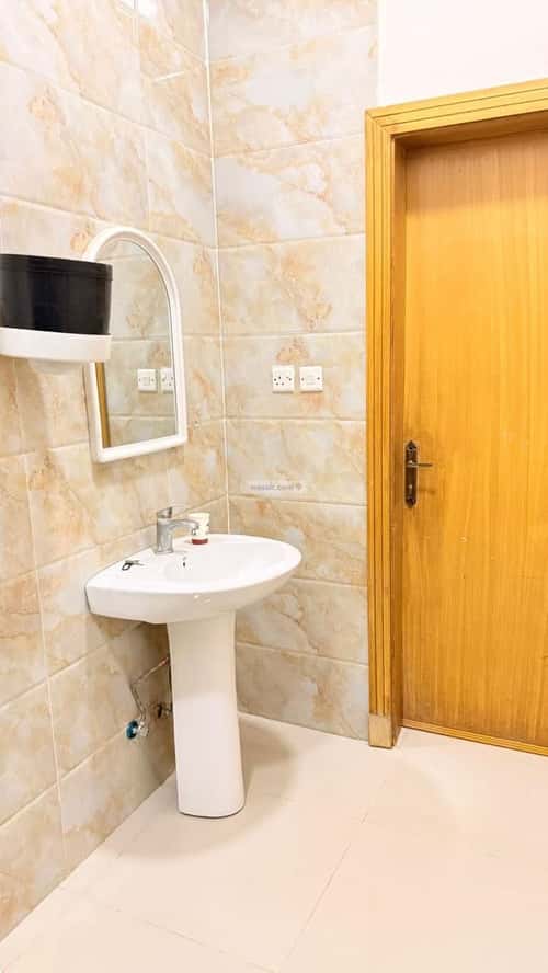 شقة 4 غرف في بدر 2