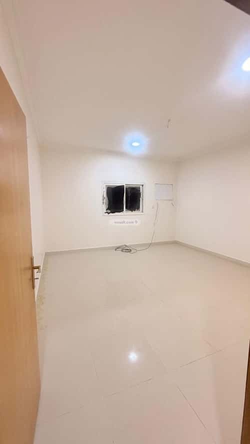 شقة 4 غرف في بدر 5