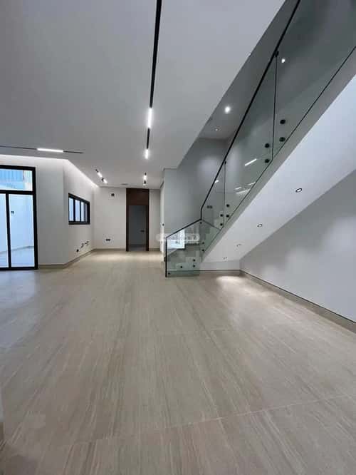 4 bedroom villa in Al Mahdiyyah 2