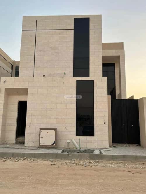 4 bedroom villa in Al Mahdiyyah 4
