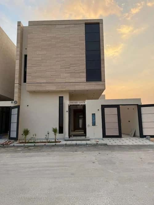 4 bedroom villa in Al Mahdiyyah 3