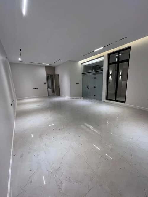 4 bedroom villa in Al Mahdiyyah 10